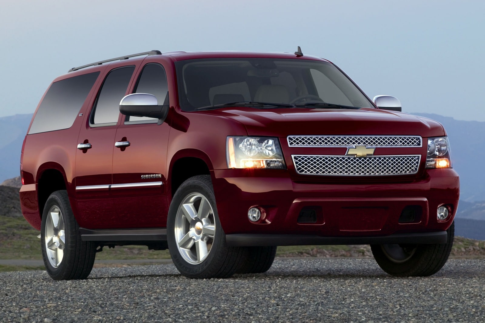 Reviewing the Powerhouse: 2013 Chevrolet Suburban 2500