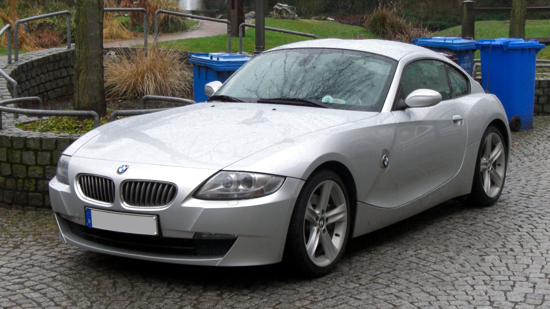 Unveiling the 2004 BMW Z4: Addressing Problems and Complaints