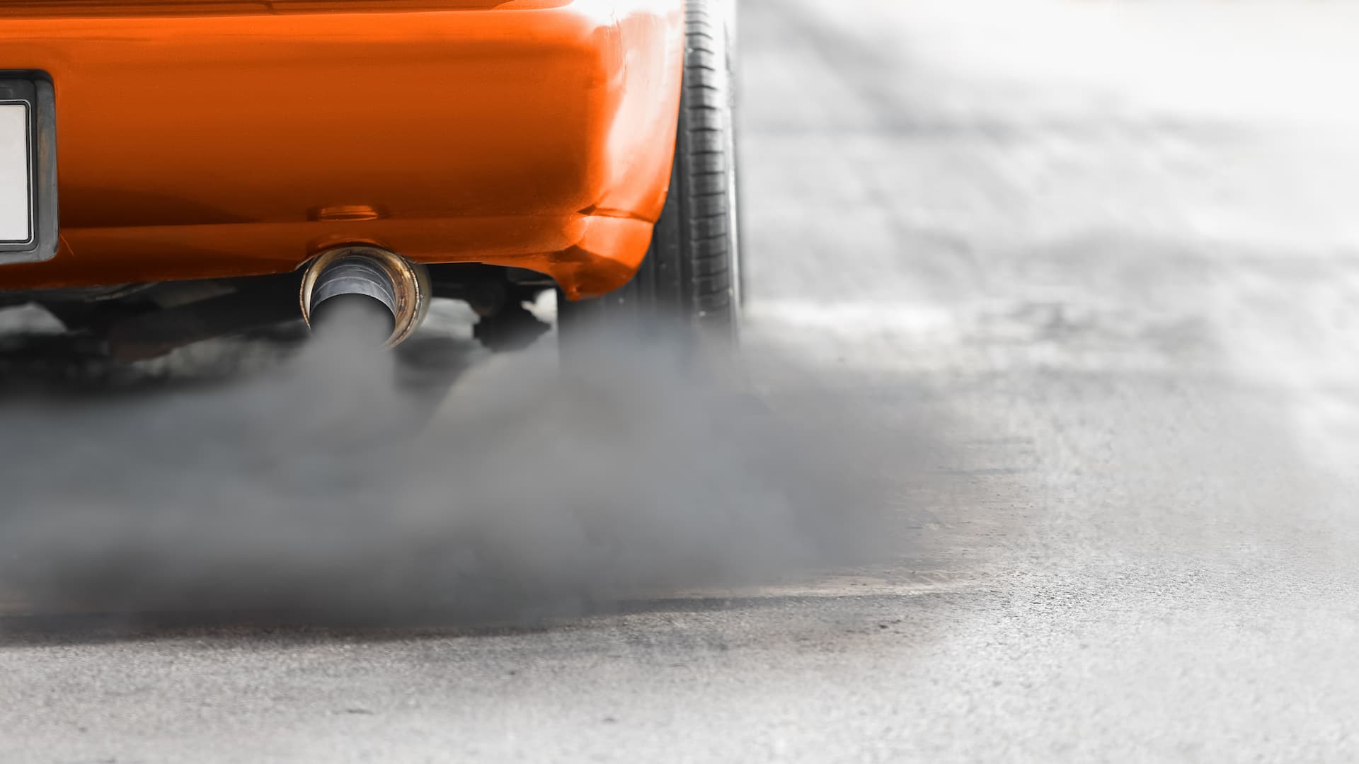 When Black Smoke Comes Out Of The Engine Of Your Gasoline-powered Vehicle, What Does It Mean?